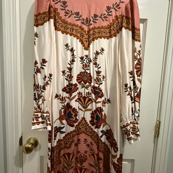 FARM Rio Riad Midi Dress - Picture 7 of 9